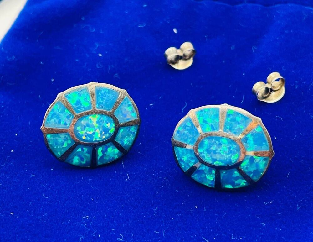 Vintage Sterling Silver Turtle Shell Opal Stud Earrings Inlay Design Stamped 925